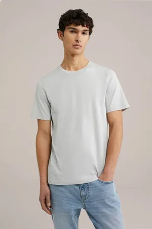 WE Fashion T