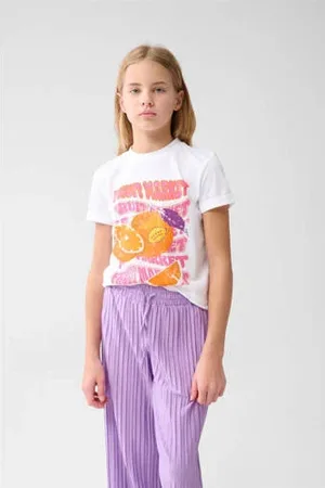 SHOEBY T