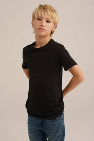 WE Fashion T
