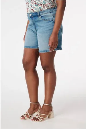 MS Mode Straight regular waist denim short