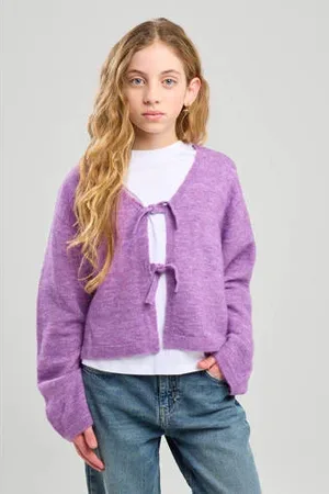 America today Gebreid vest