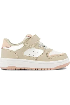 Graceland Sneakers