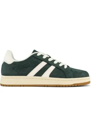 Bench Sneakers