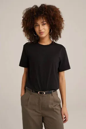 WE Fashion T