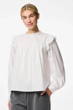 Pieces® Top broderie