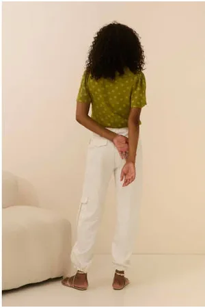 lofty manner Top