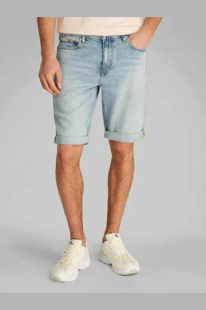 Calvin Klein Slim denim short lichtblauw