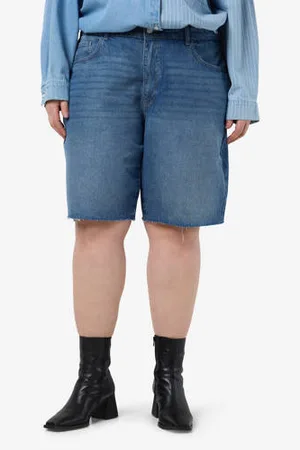 Noisy May Regular waist denim short