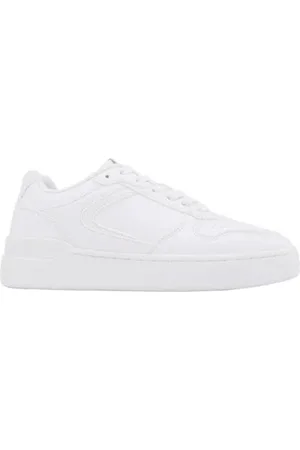 Graceland Sneakers