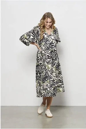 &Co Woman Midi jurk zwart