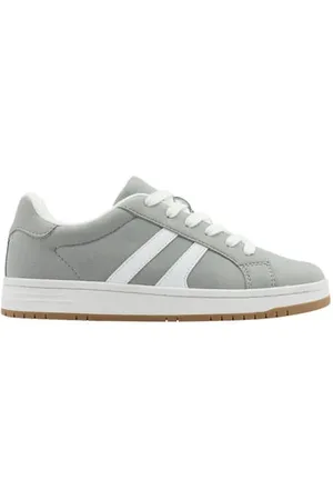 Graceland Sneakers