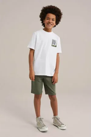 WE Fashion T