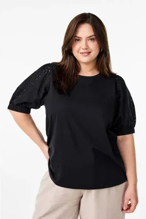 Zizzi T