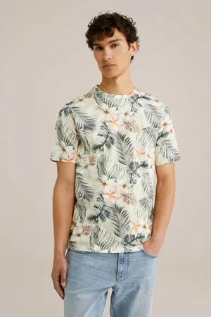 WE Fashion T