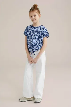 WE Fashion T