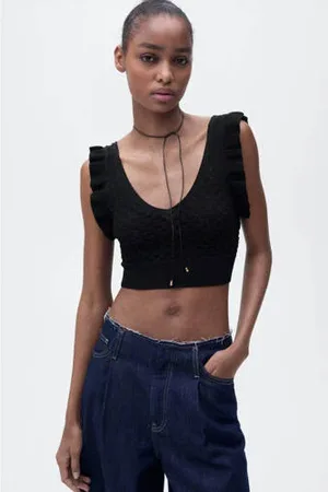MANGO Top broderie