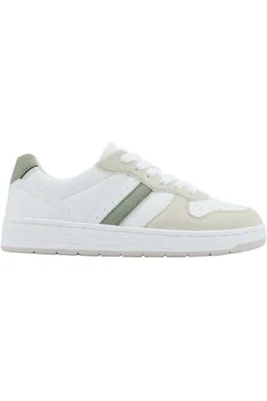 Graceland Sneakers