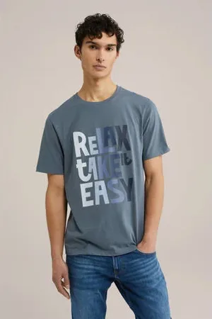 WE Fashion T