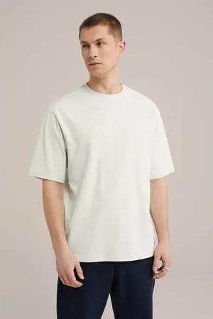 WE Fashion T