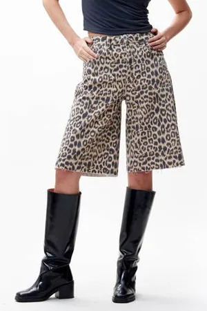 Catwalk Junkie Denim wide leg high waist short bruin