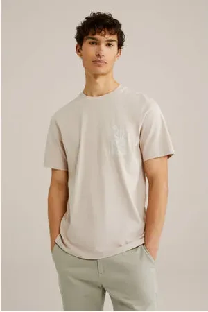 WE Fashion T