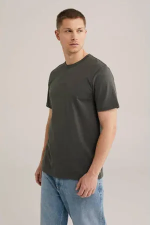 WE Fashion T