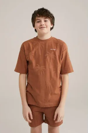 WE Fashion T