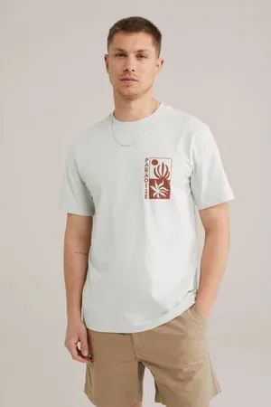 WE Fashion T