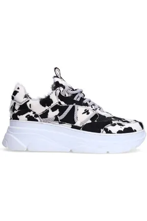 Sacha Chunky leren sneakers met ponyhair en koeienprint