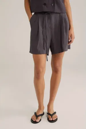 WE Fashion High waist casual short
