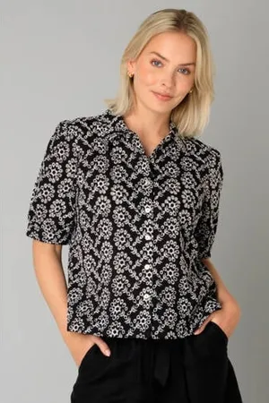 Yest Blouse zwart broderie
