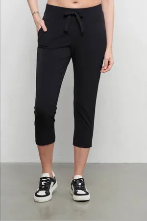 &Co Woman Travelstof slim regular waist broek