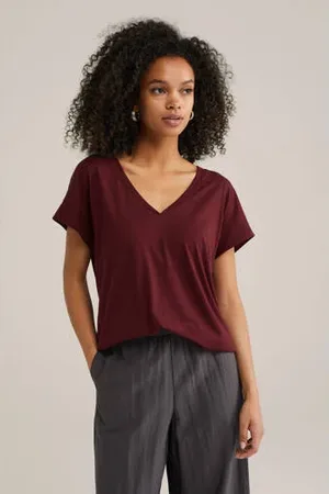 WE Fashion T