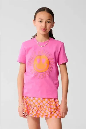 SHOEBY T