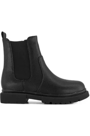 Graceland Chelsea boots