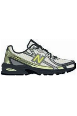 New Balance Sneakers Black