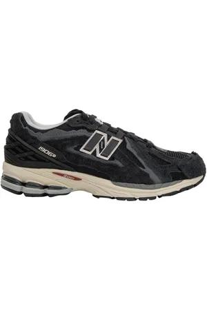 New Balance Sneakers Black