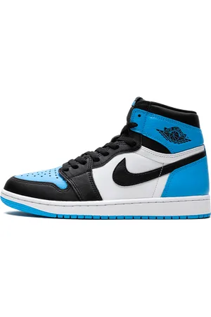 Nike Air Jordan 1 Retro High OG UNC Toe (2023)