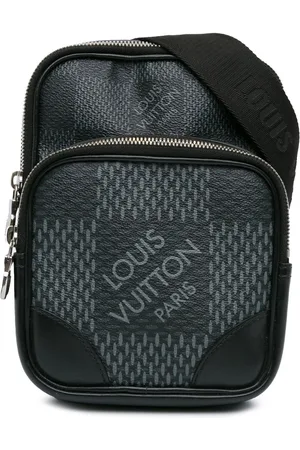 LOUIS VUITTON 2021 Damier Graphite 3D Amazone Sling Bag