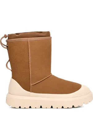 UGG Classic Short Weather Hybrid Chestnut