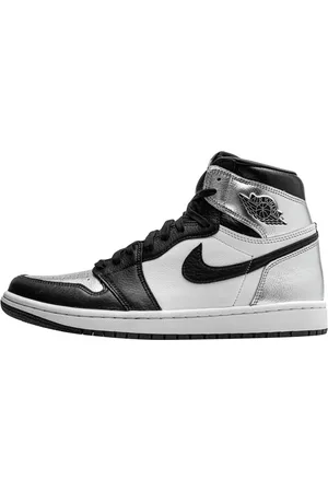 Nike Air Jordan 1 Retro High Silver Toe (W)