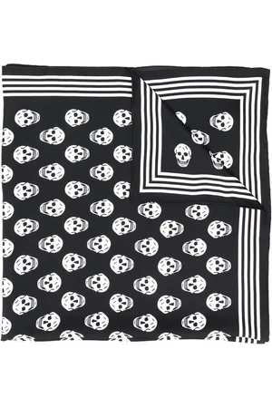 Alexander McQueen Scarfs Black