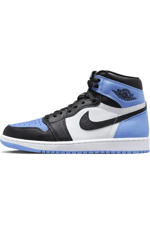 Nike Air Jordan 1 Retro High OG UNC Toe