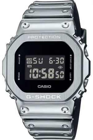 Casio G Shock Horloge GM-5600YM-8ER Digitall Fine Metallic Zilverkleurig