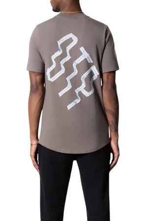 OFF THE PITCH Triple Slim Fit T-shirt