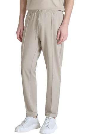 Antony Morato FLEECE TROUSERS CARROT FIT IN STRETCH TWILL COTTON BLEND FABRIC WITH LOGOED METAL BADGE