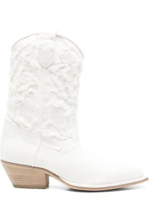 vic matiè Boots White