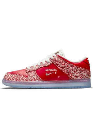 Nike Sb dunk low stingwater magic mushroom