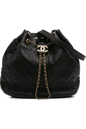 CHANEL 2017-2018 Medium Crumpled Calfskin Coco Pleats Drawstring Bucket Bag
