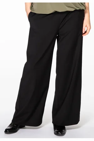 Yoek Trousers wide fit | Zwart | Maat 38